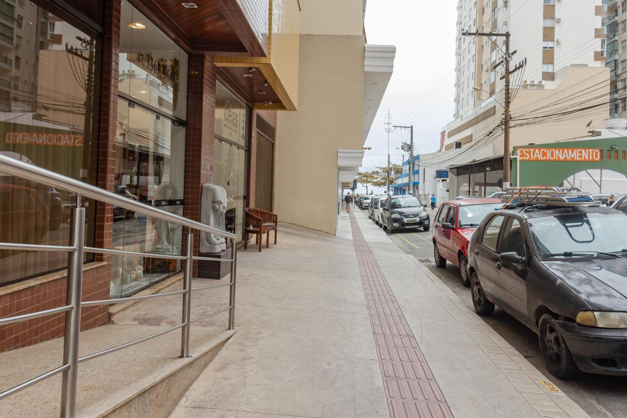 Elegancia Classica A 1 Quadra Da Em Bc N704 Balneário Camboriú