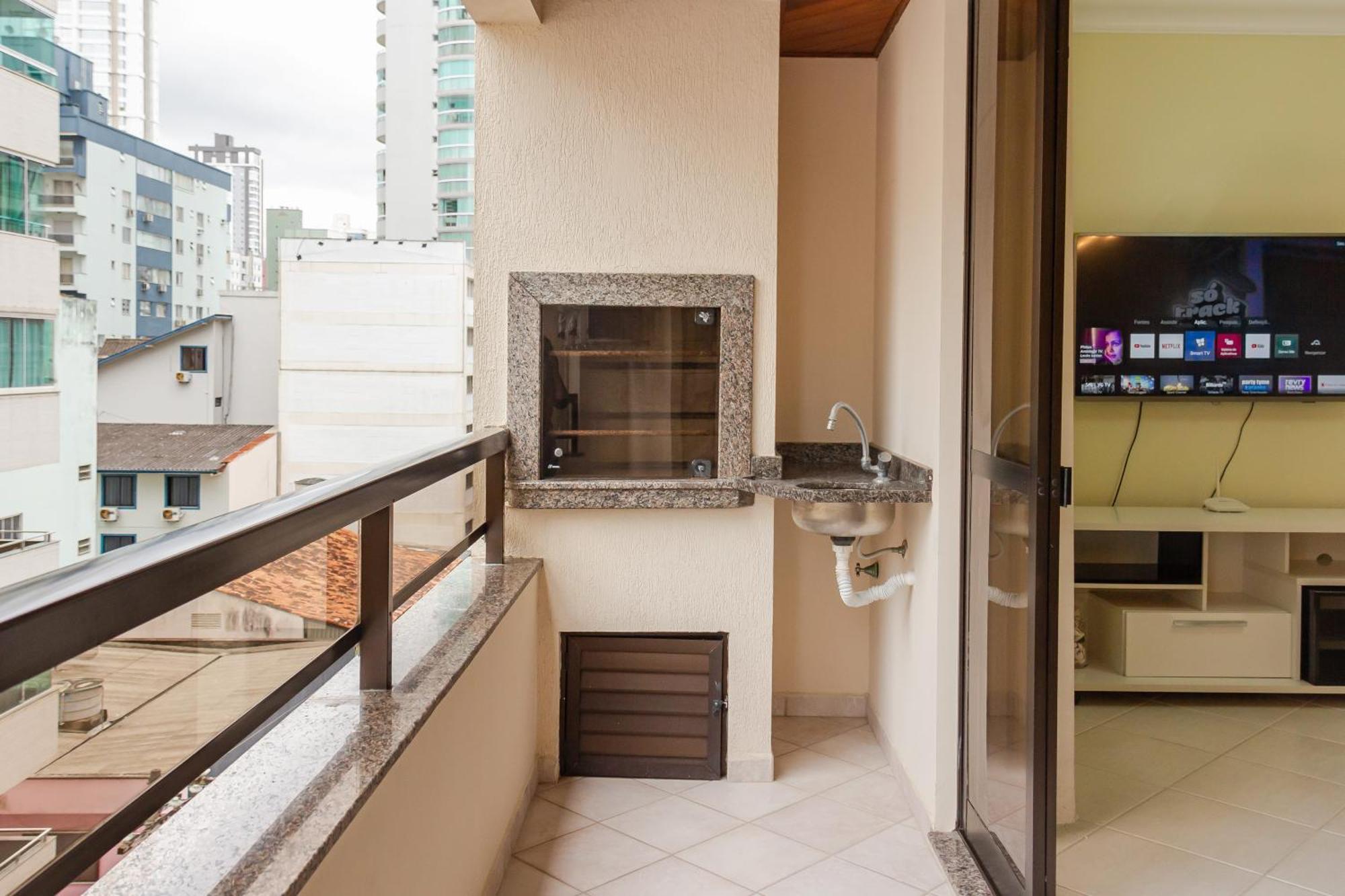 Elegancia Classica A 1 Quadra Da Em Bc N704 * Balneário Camboriú