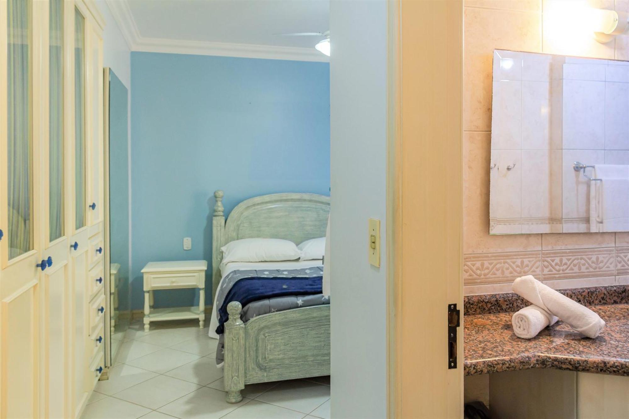Elegancia Classica A 1 Quadra Da Em Bc N704 Balneário Camboriú