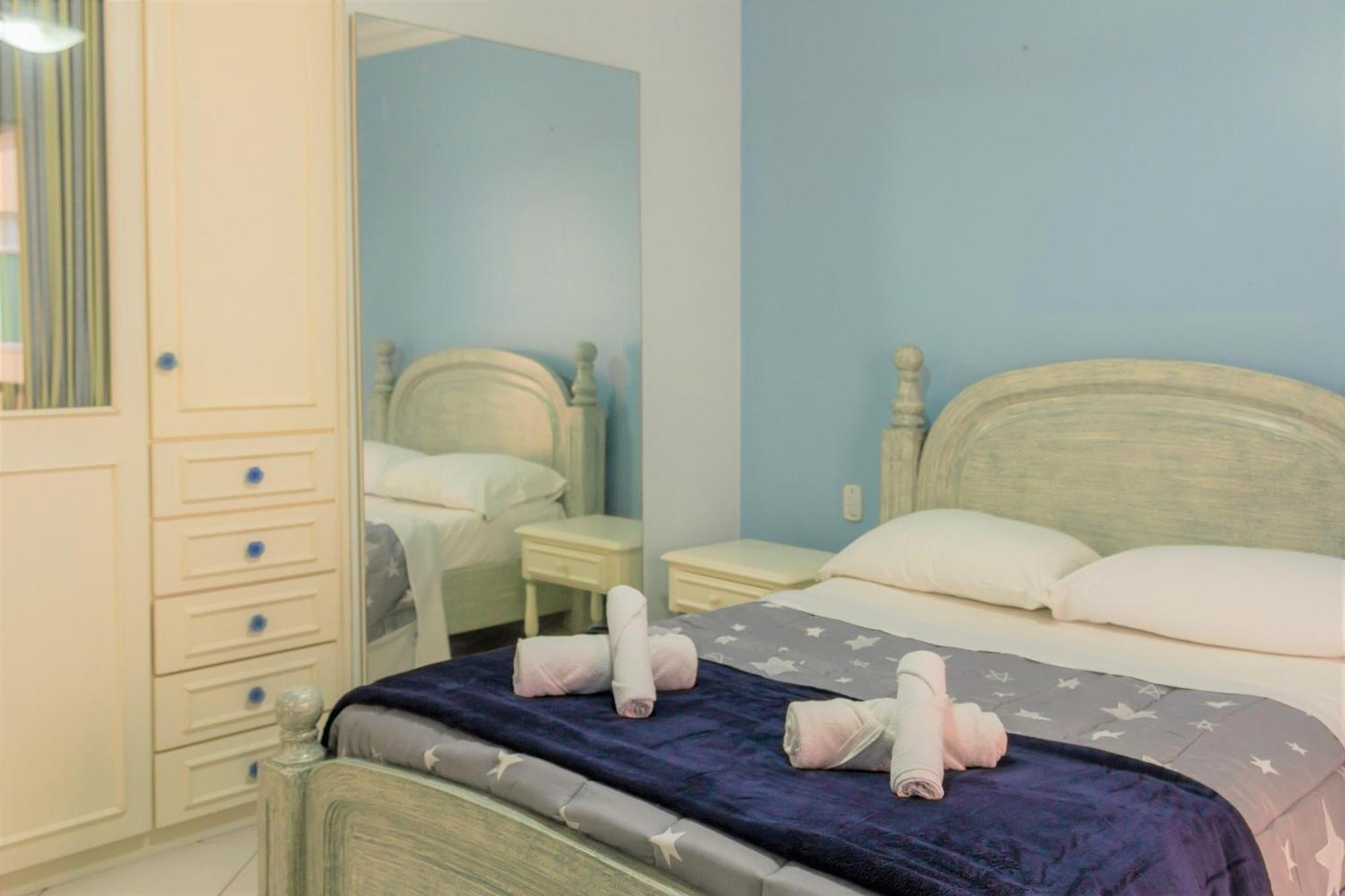 Apartamento Elegancia Classica A 1 Quadra Da Em Bc N704