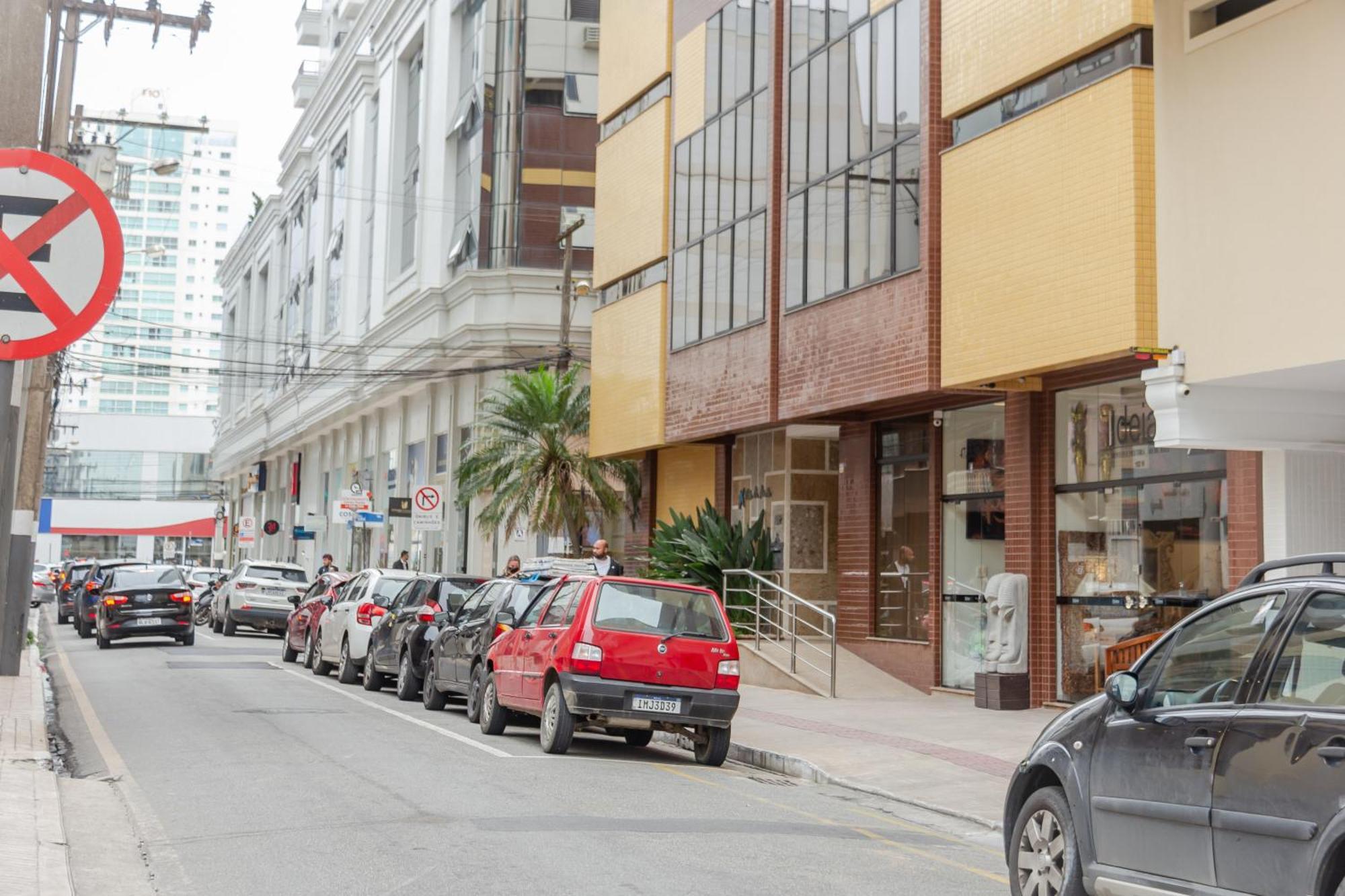 Elegancia Classica A 1 Quadra Da Em Bc N704 Apartment Balneario Camboriu